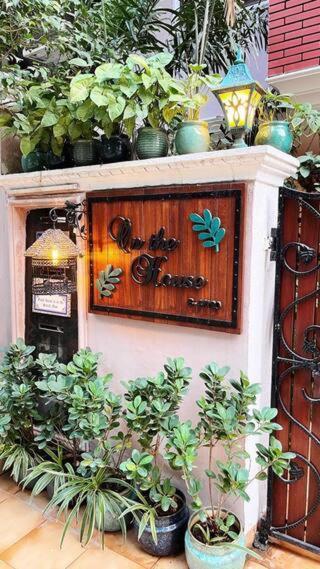 On The House Boutique B&B New Delhi Bagian luar foto